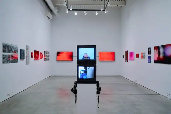 ARC’TERYX 契約アスリートと3人のアーティストによる写真展『INTERMISSION in Tokyo』が開催